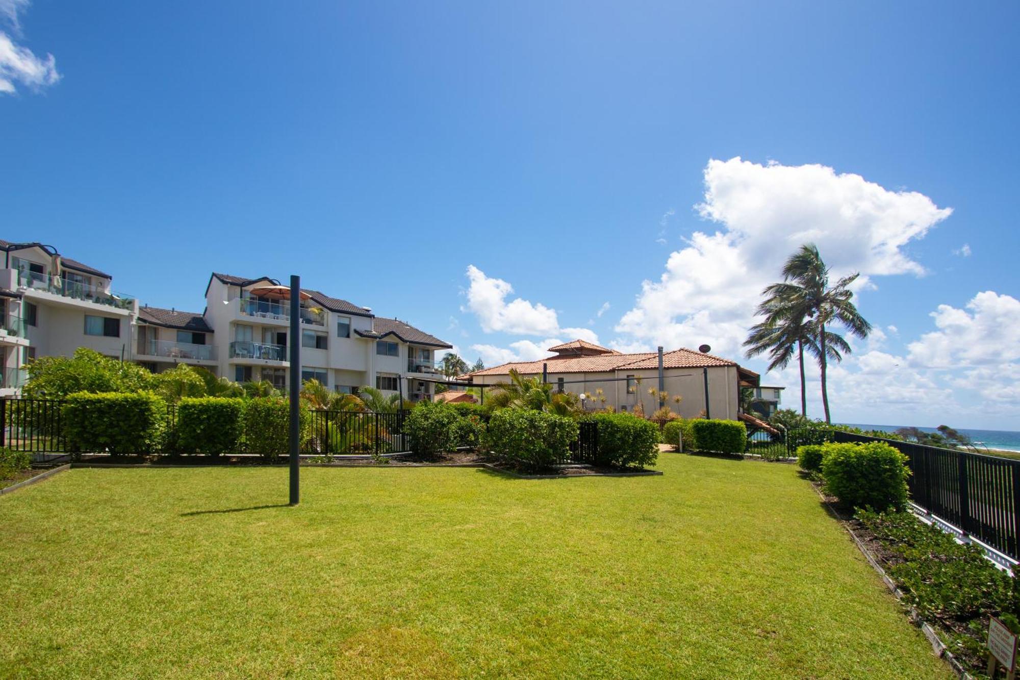 Sandcastles on Currumbin Beach apartamentos Gold Coast Exterior foto